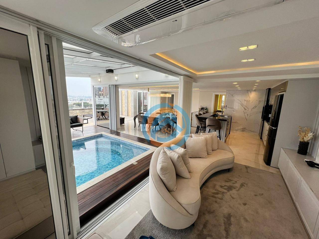 Cobertura, 3 quartos, 313 m² - Foto 2