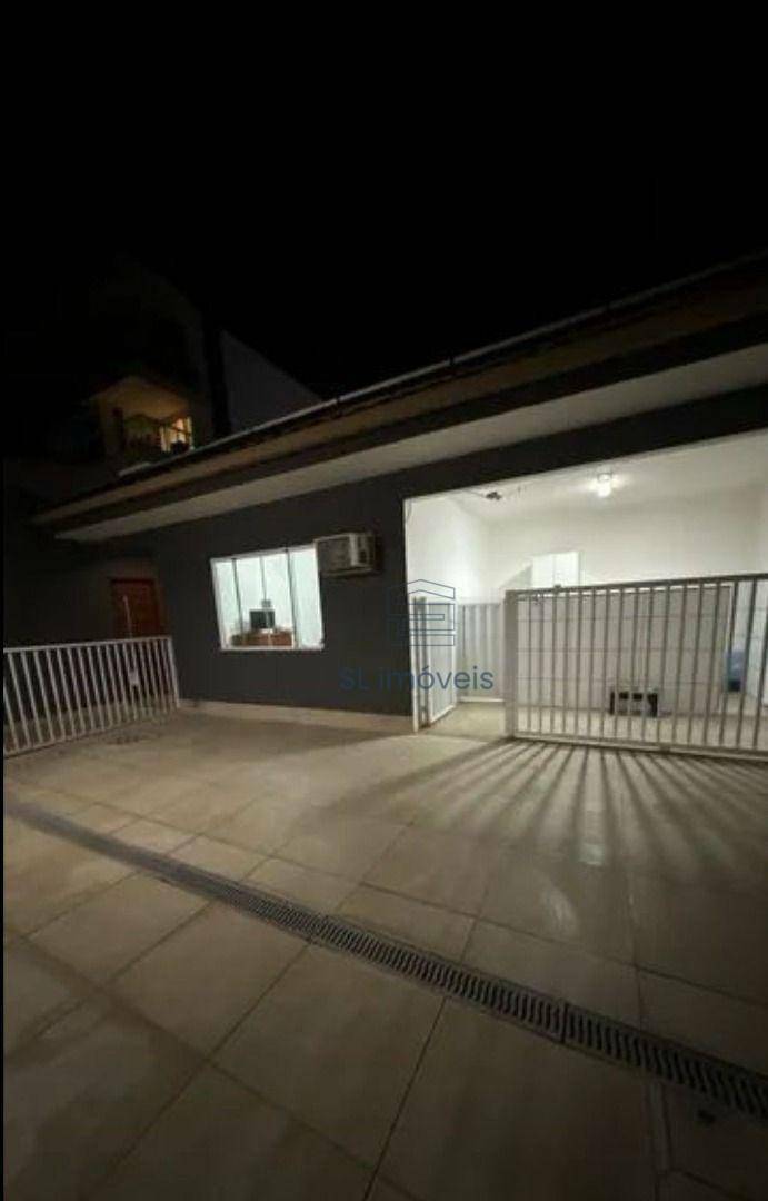Casa à venda com 4 quartos, 320m² - Foto 19