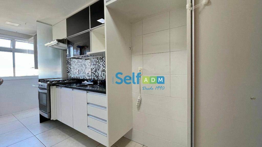 Apartamento para alugar com 2 quartos, 65m² - Foto 8