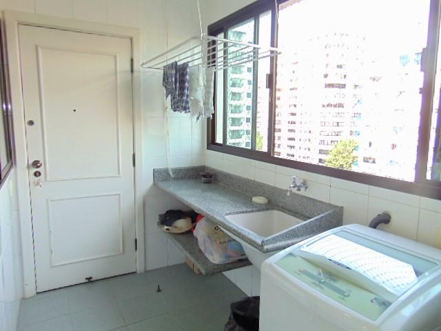 Apartamento à venda com 3 quartos, 186m² - Foto 26