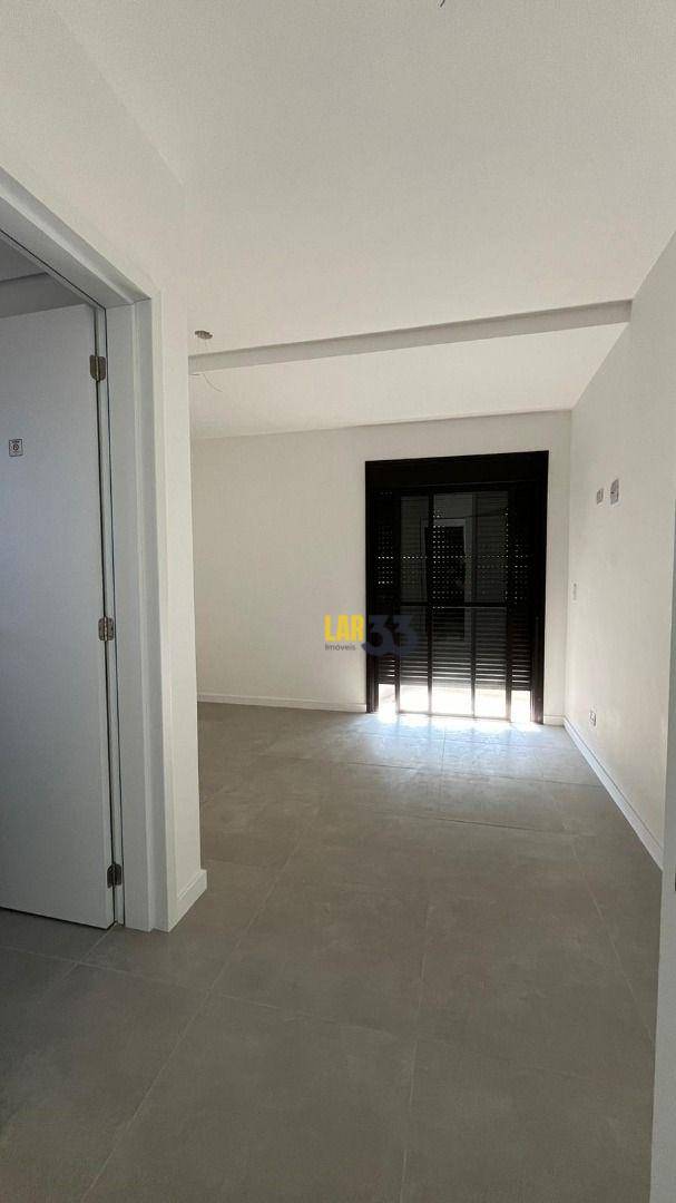 Apartamento à venda com 2 quartos, 77m² - Foto 17