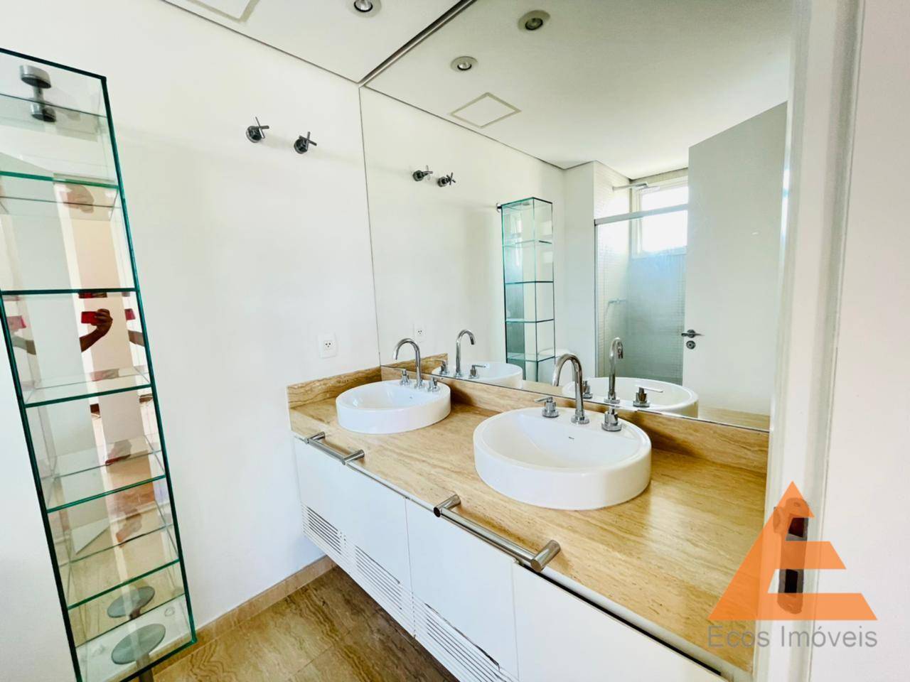 Apartamento à venda com 3 quartos, 215m² - Foto 11