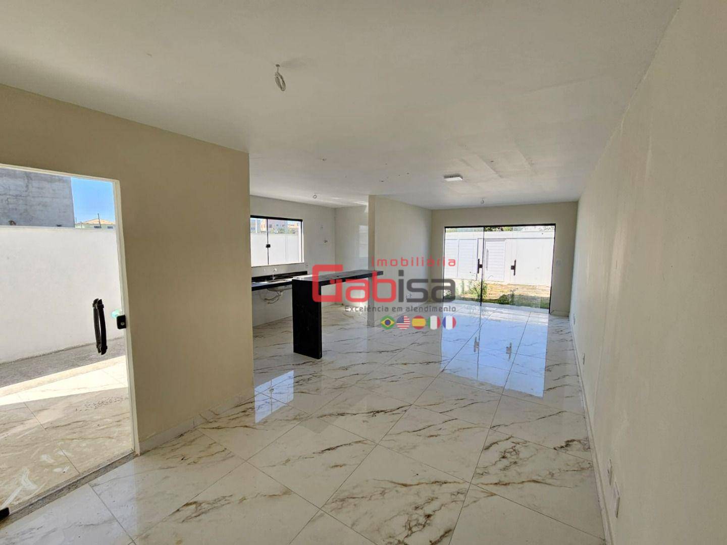 Casa à venda com 3 quartos, 175m² - Foto 2