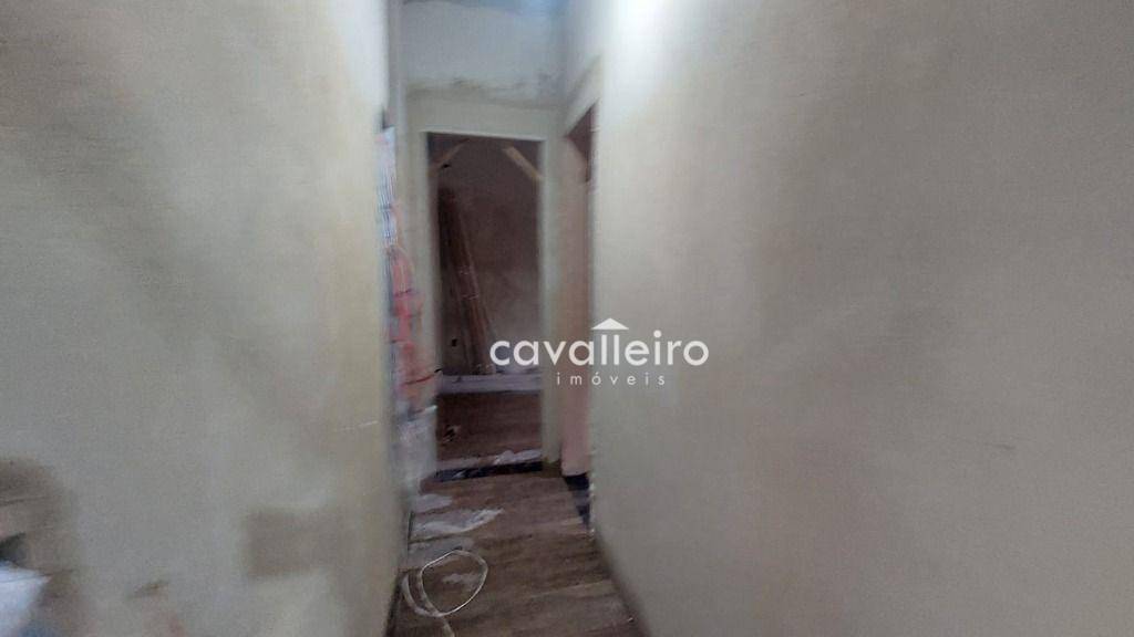 Casa de Condomínio à venda com 3 quartos, 360m² - Foto 38