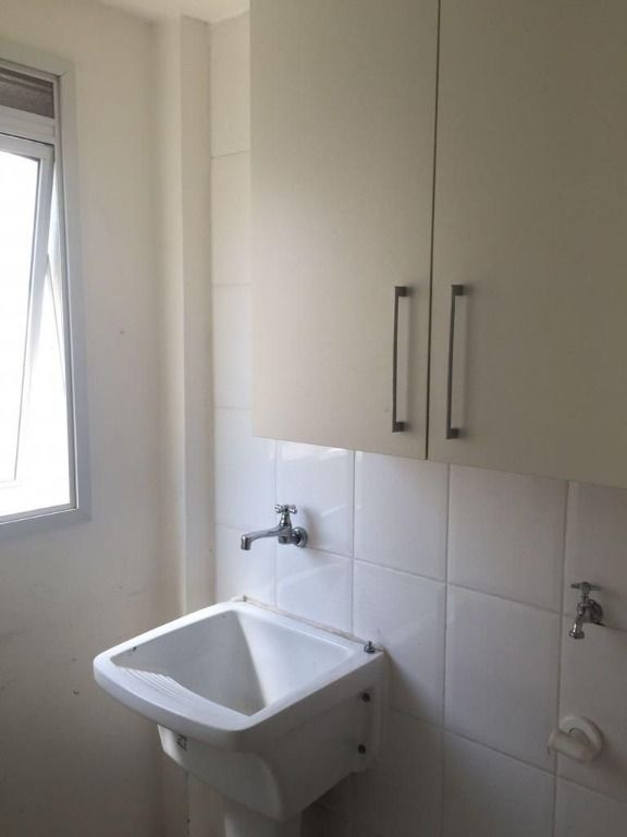 Apartamento à venda com 2 quartos, 62m² - Foto 13