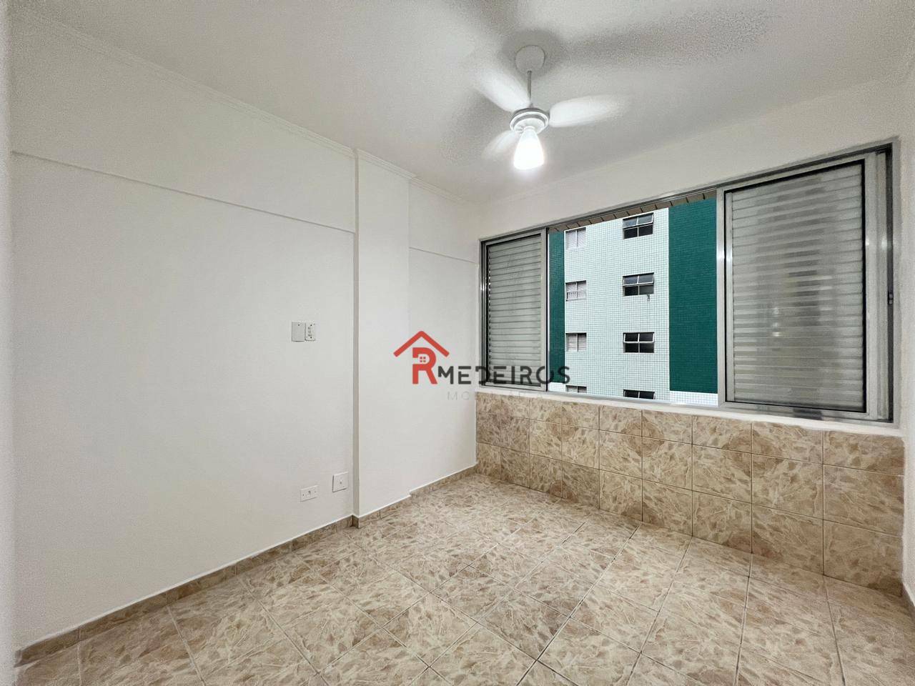 Apartamento à venda com 1 quarto, 38m² - Foto 1