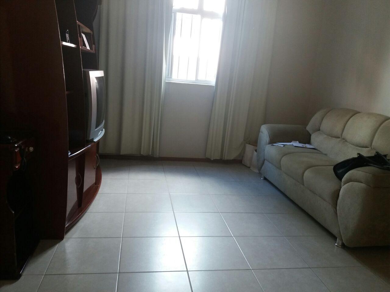 Apartamento à venda com 2 quartos, 70m² - Foto 3