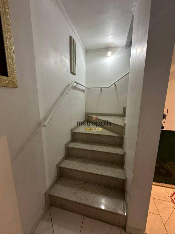 Sobrado à venda com 3 quartos, 220m² - Foto 50