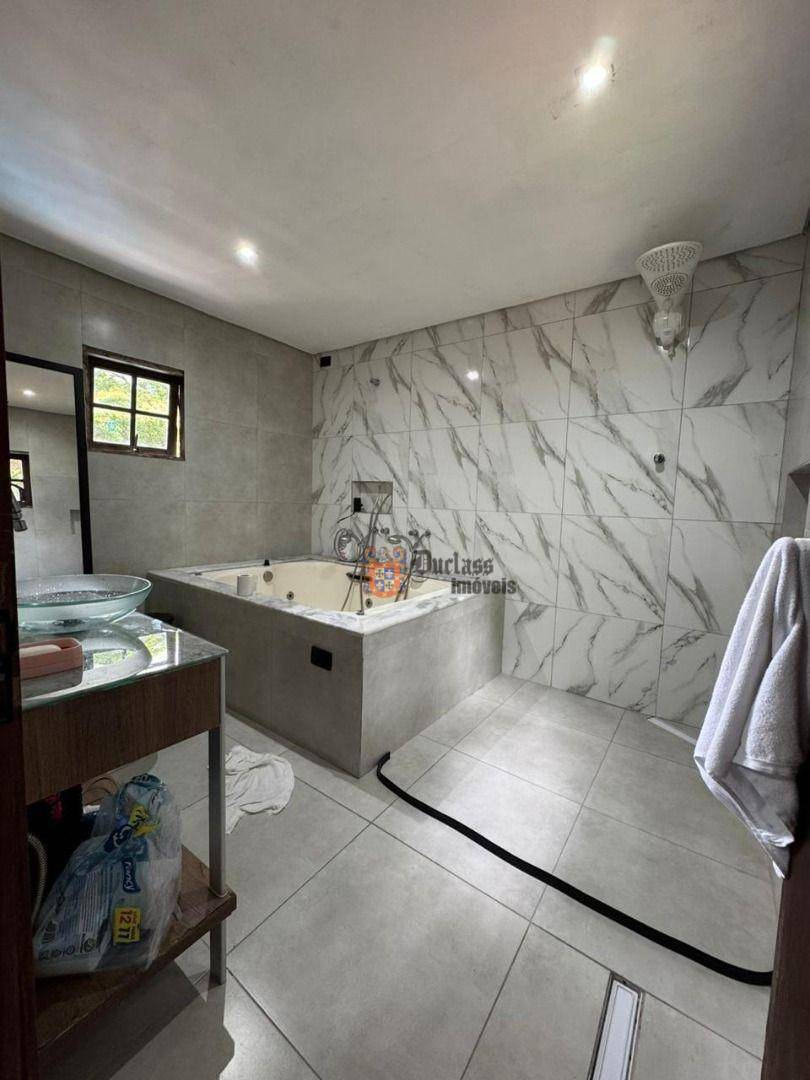 Casa, 5 quartos, 200 m² - Foto 4