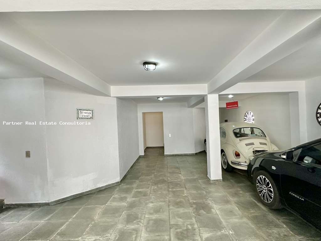 Casa à venda com 4 quartos, 444m² - Foto 3