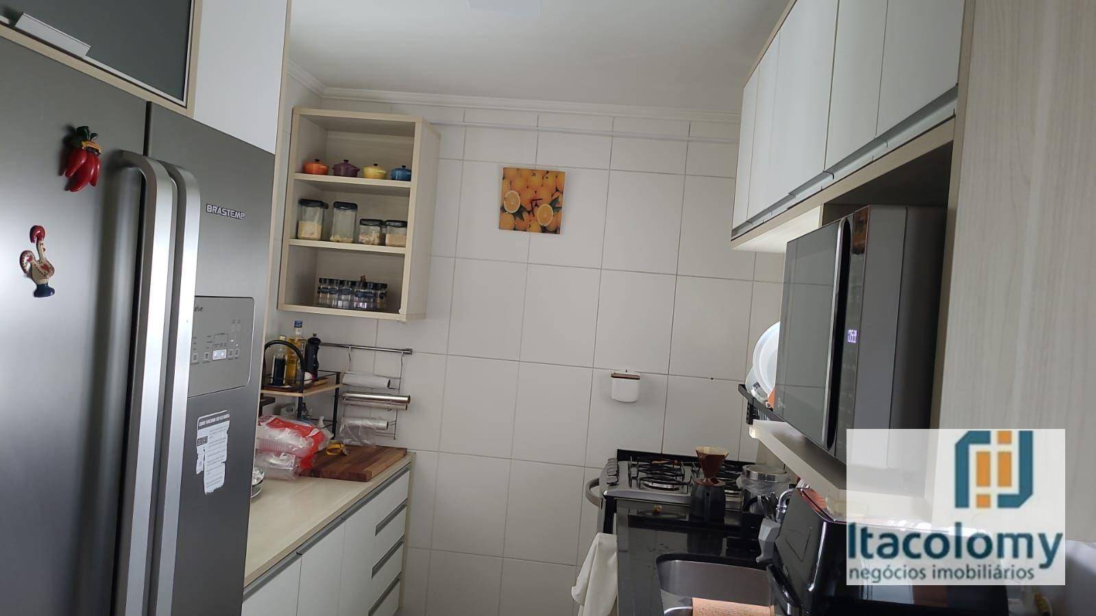 Apartamento à venda com 3 quartos, 122m² - Foto 9