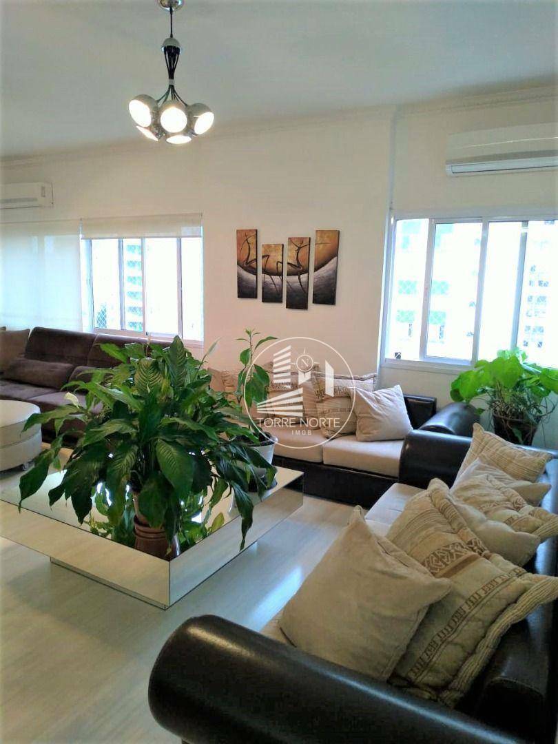 Apartamento à venda com 6 quartos, 200m² - Foto 8