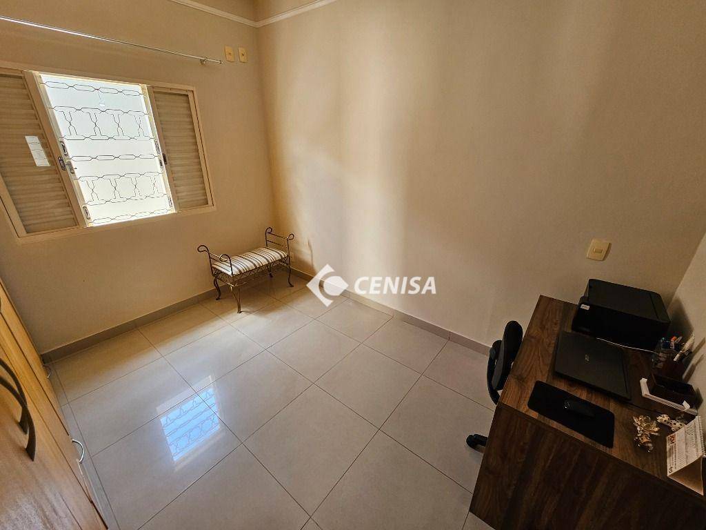 Casa à venda com 3 quartos, 236m² - Foto 25