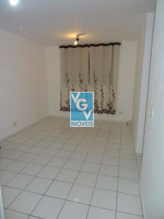 Apartamento à venda com 2 quartos, 63m² - Foto 1