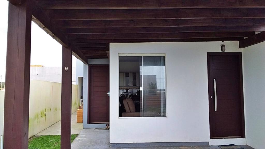 Casa à venda com 2 quartos, 66m² - Foto 4