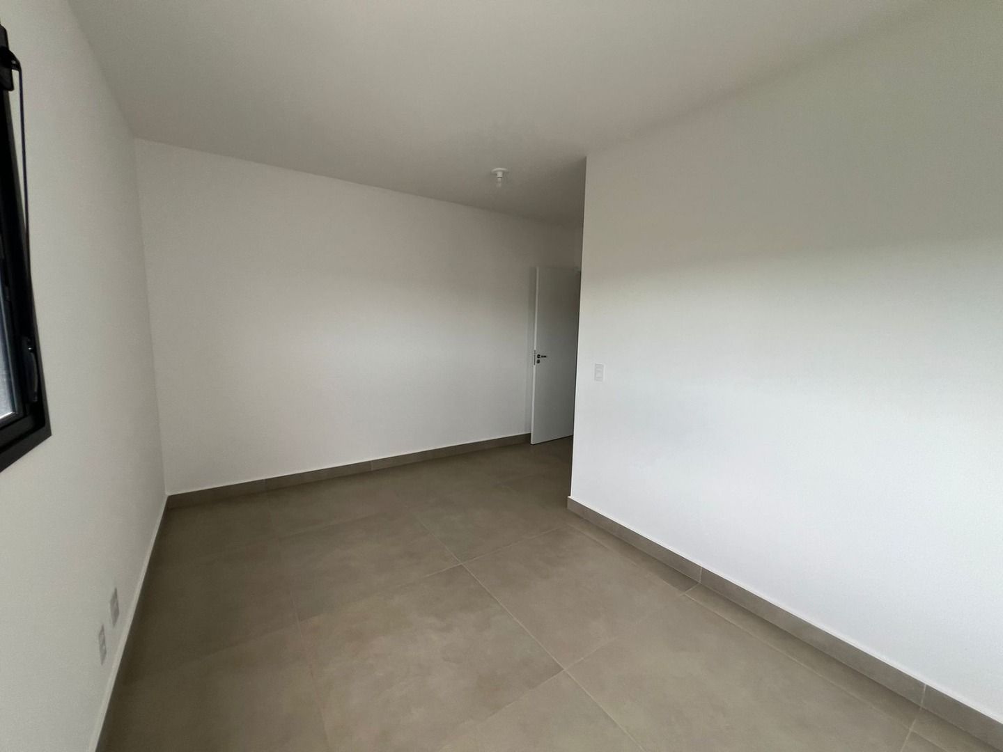 Apartamento à venda com 4 quartos, 198m² - Foto 12