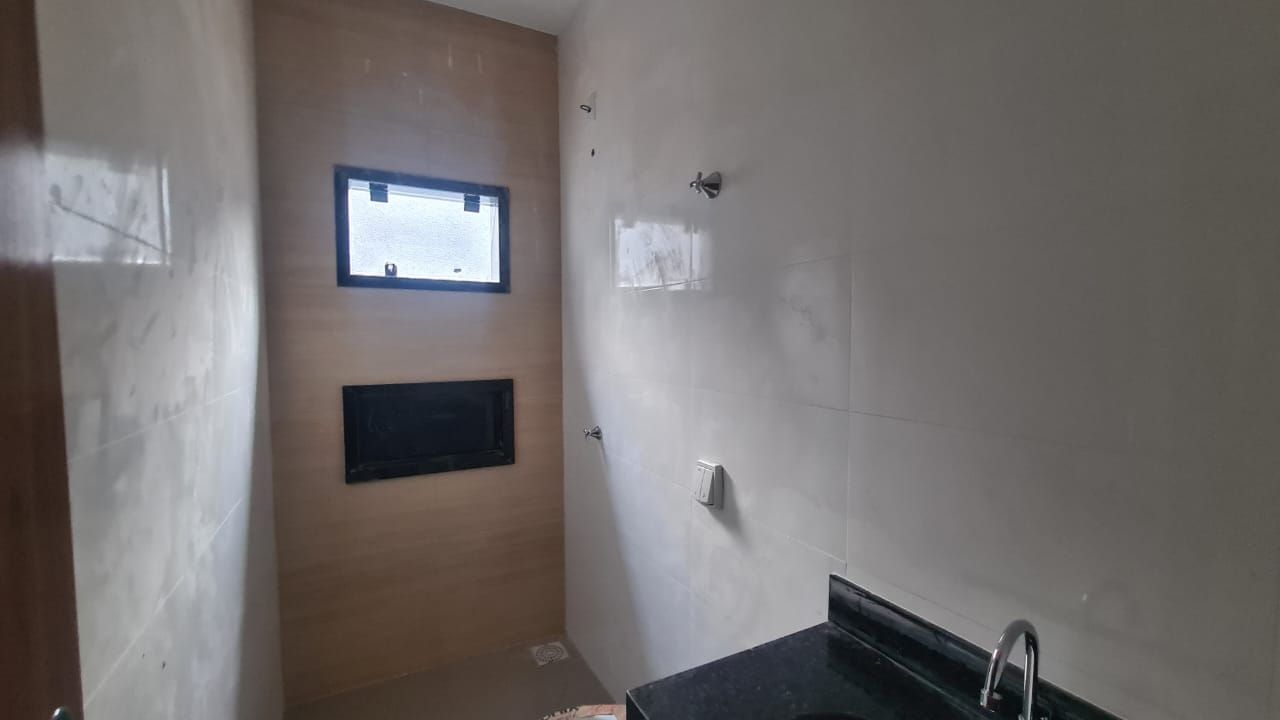 Casa à venda com 2 quartos, 70m² - Foto 12