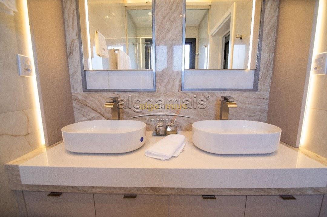 Casa de Condomínio à venda com 4 quartos, 282m² - Foto 20