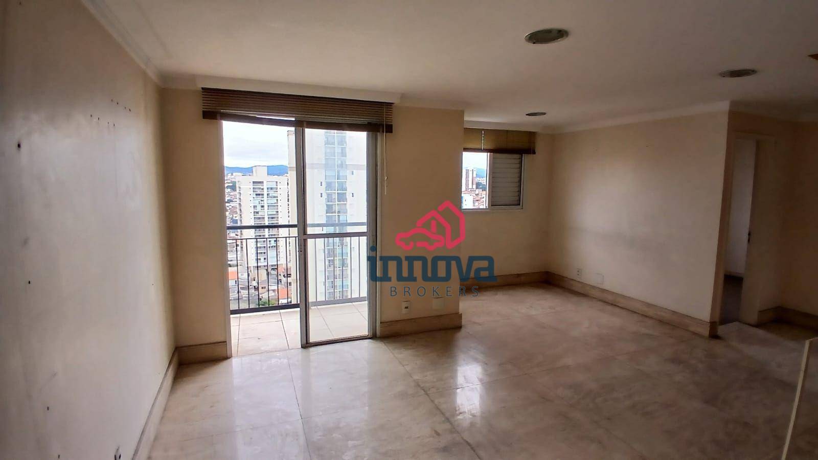 Apartamento à venda com 3 quartos, 182m² - Foto 2