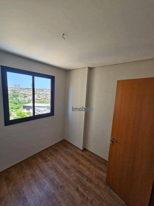 Apartamento à venda com 2 quartos, 57m² - Foto 11