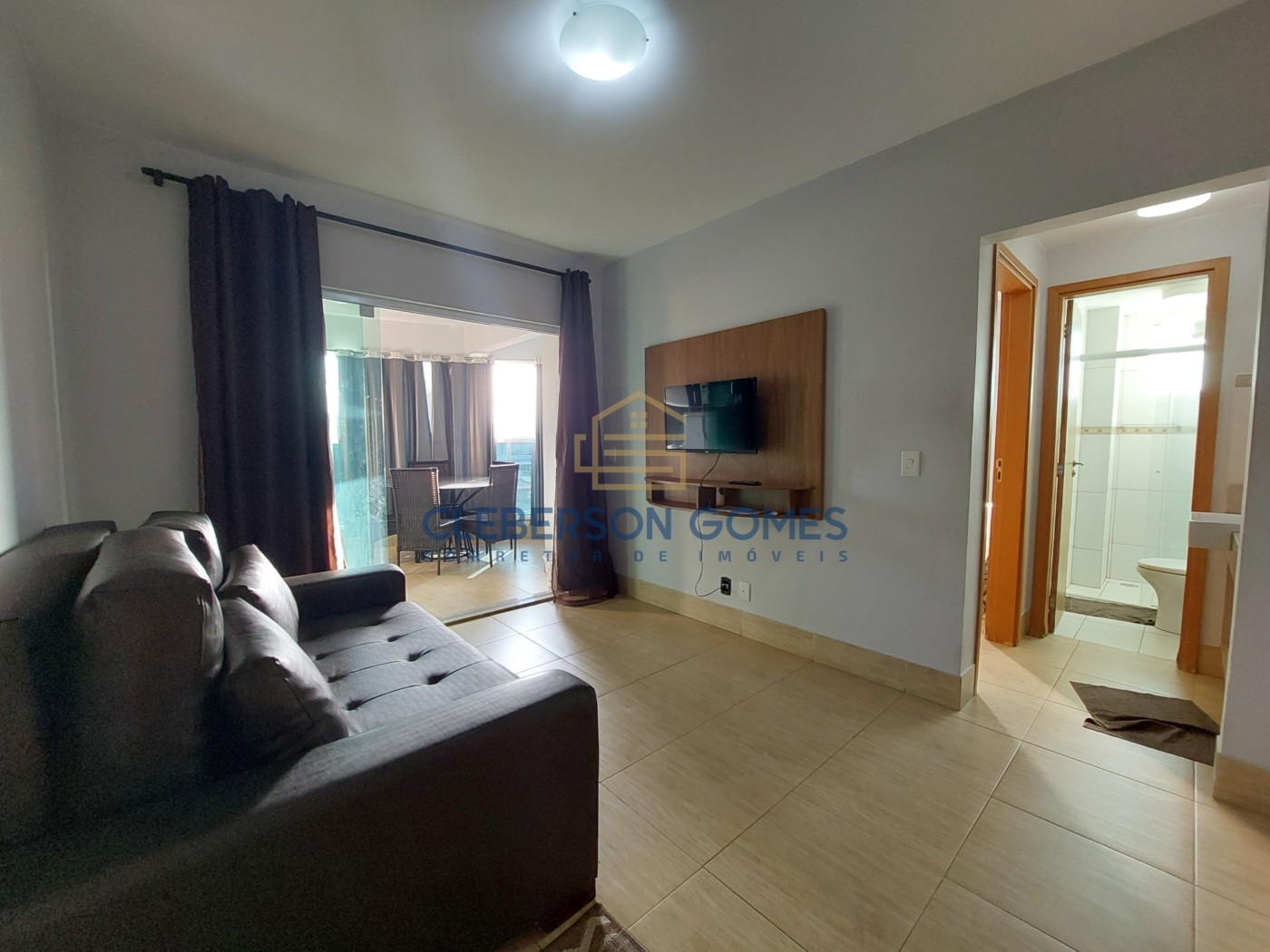 Apartamento à venda com 1 quarto, 42m² - Foto 1