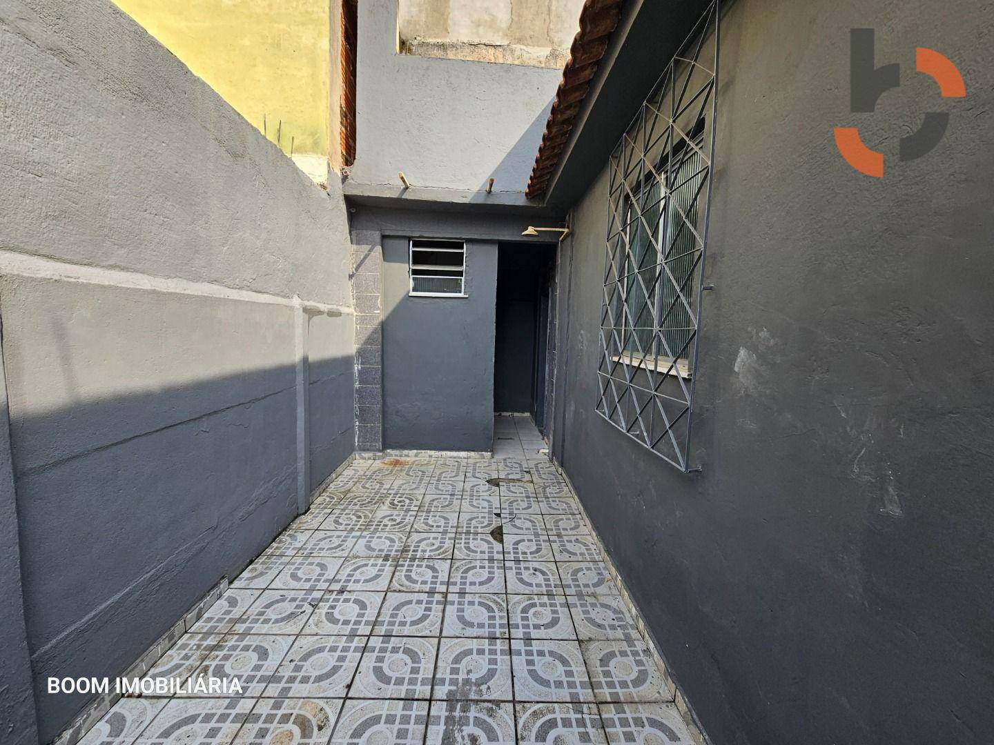 Casa à venda com 3 quartos, 96m² - Foto 5