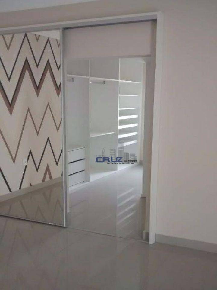 Sobrado à venda com 3 quartos, 310m² - Foto 32