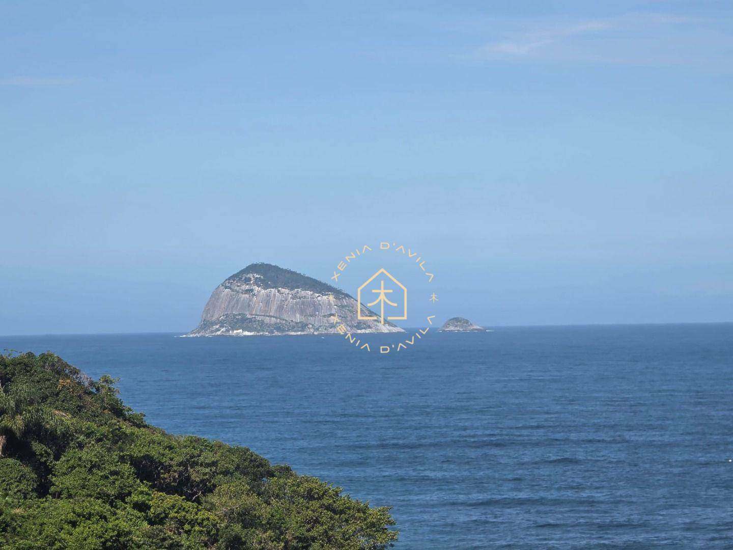 Apartamento à venda com 4 quartos, 300m² - Foto 1