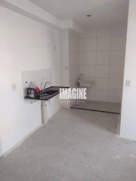 Apartamento à venda com 2 quartos, 35m² - Foto 5