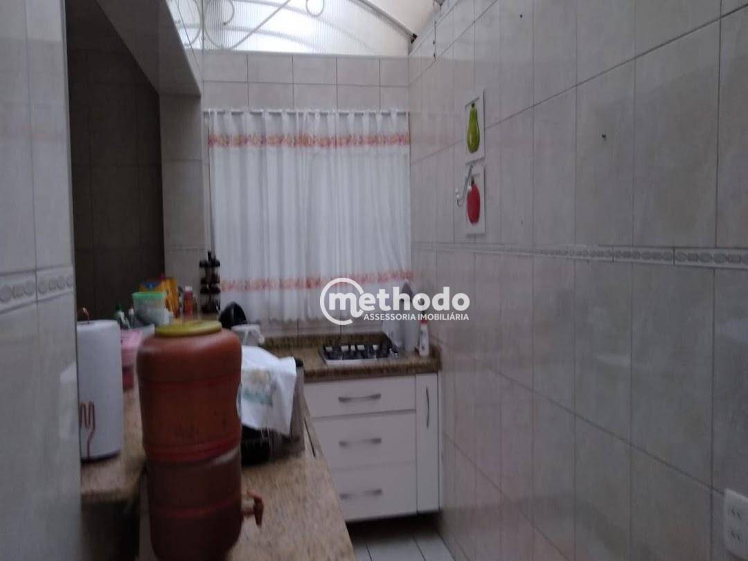 Casa à venda com 3 quartos, 263m² - Foto 10