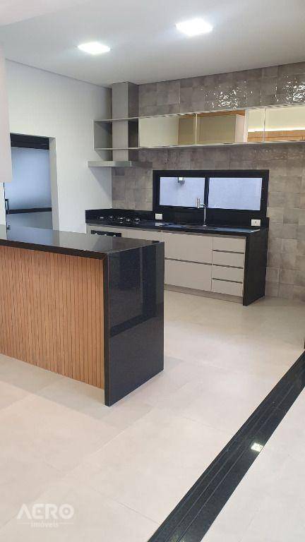 Casa de Condomínio à venda com 3 quartos, 240m² - Foto 8