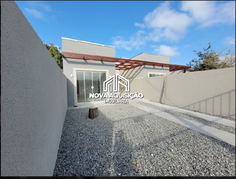 Casa à venda com 3 quartos, 150m² - Foto 2