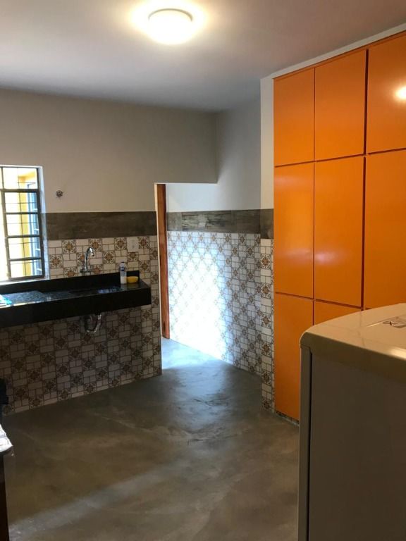 Casa à venda com 3 quartos, 80m² - Foto 16