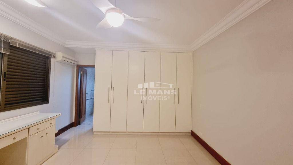 Casa à venda com 3 quartos, 375m² - Foto 22