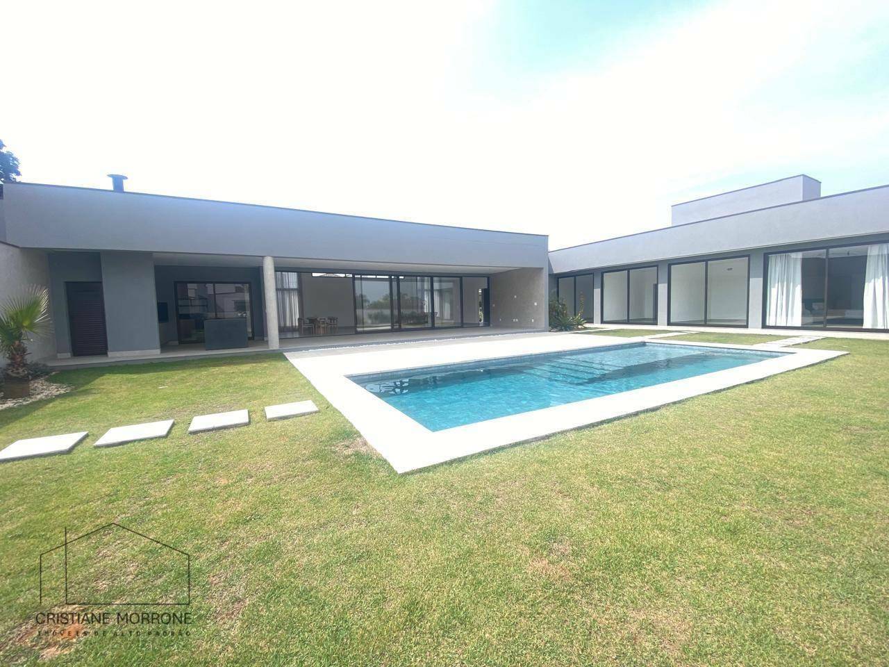 Casa de Condomínio à venda com 4 quartos, 477m² - Foto 1