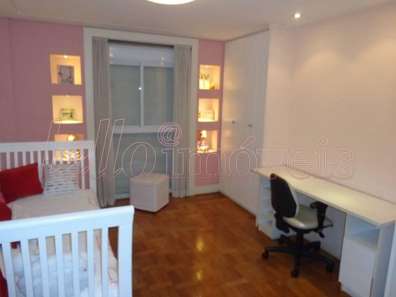 Apartamento à venda com 3 quartos, 220m² - Foto 10