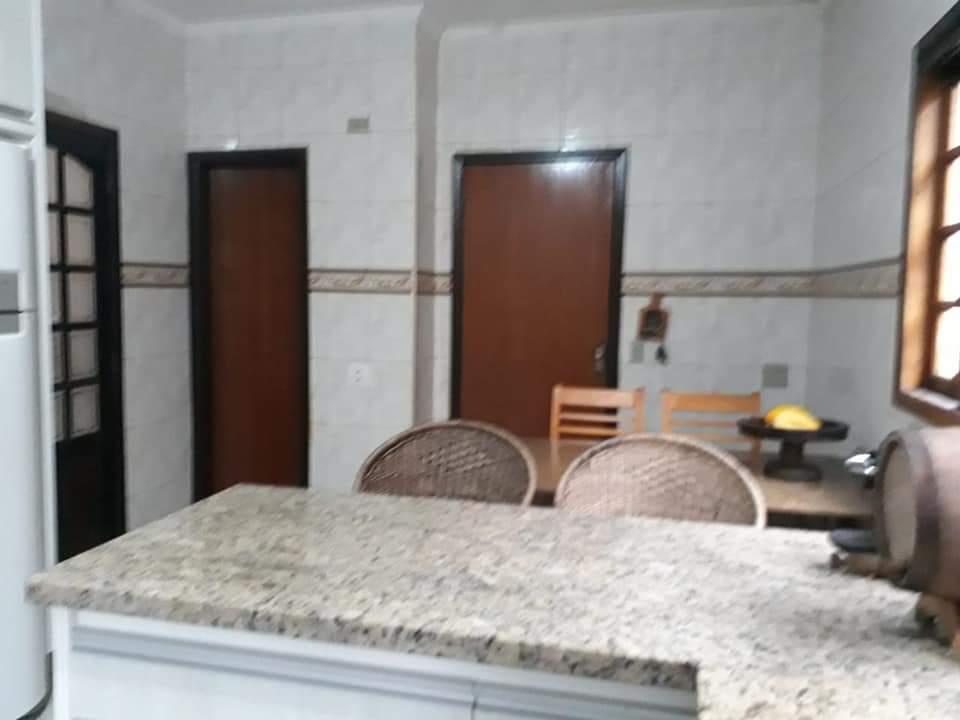 Casa de Condomínio à venda com 3 quartos, 280m² - Foto 9