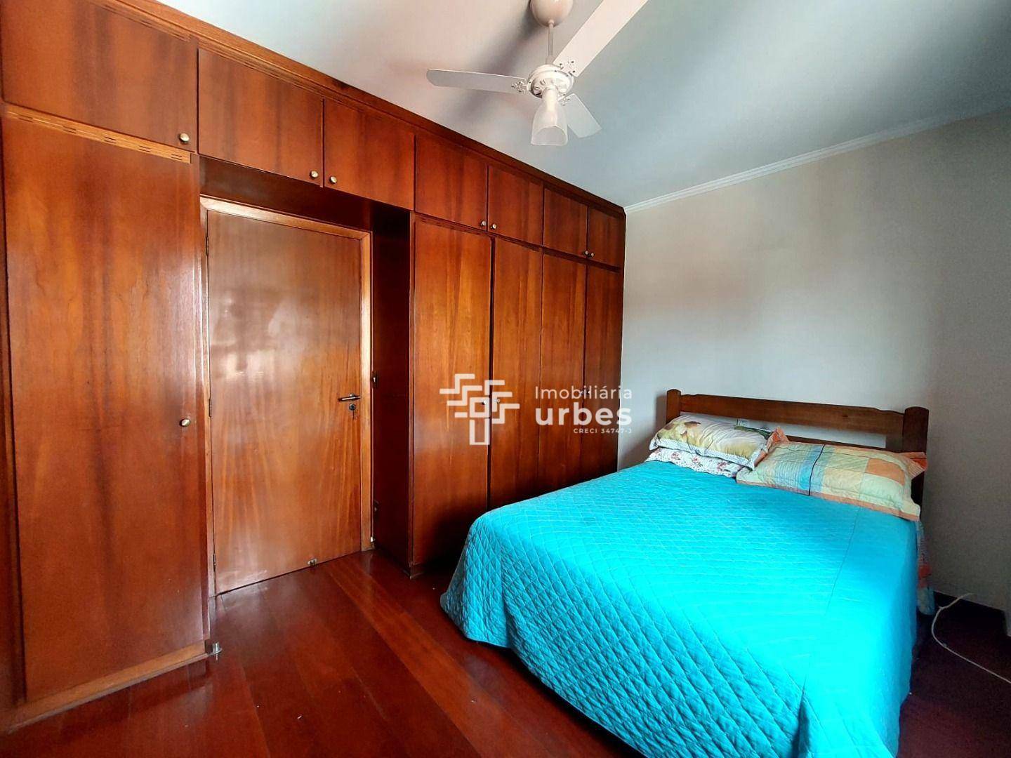 Apartamento para alugar com 3 quartos, 133m² - Foto 12