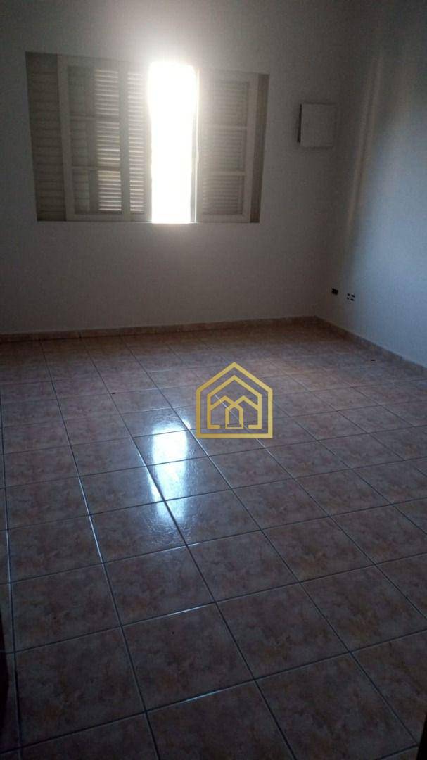 Sobrado à venda com 3 quartos, 3400m² - Foto 5