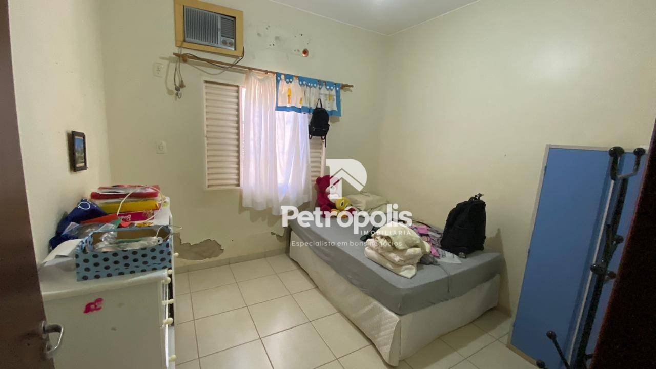 Casa à venda com 3 quartos, 207m² - Foto 9