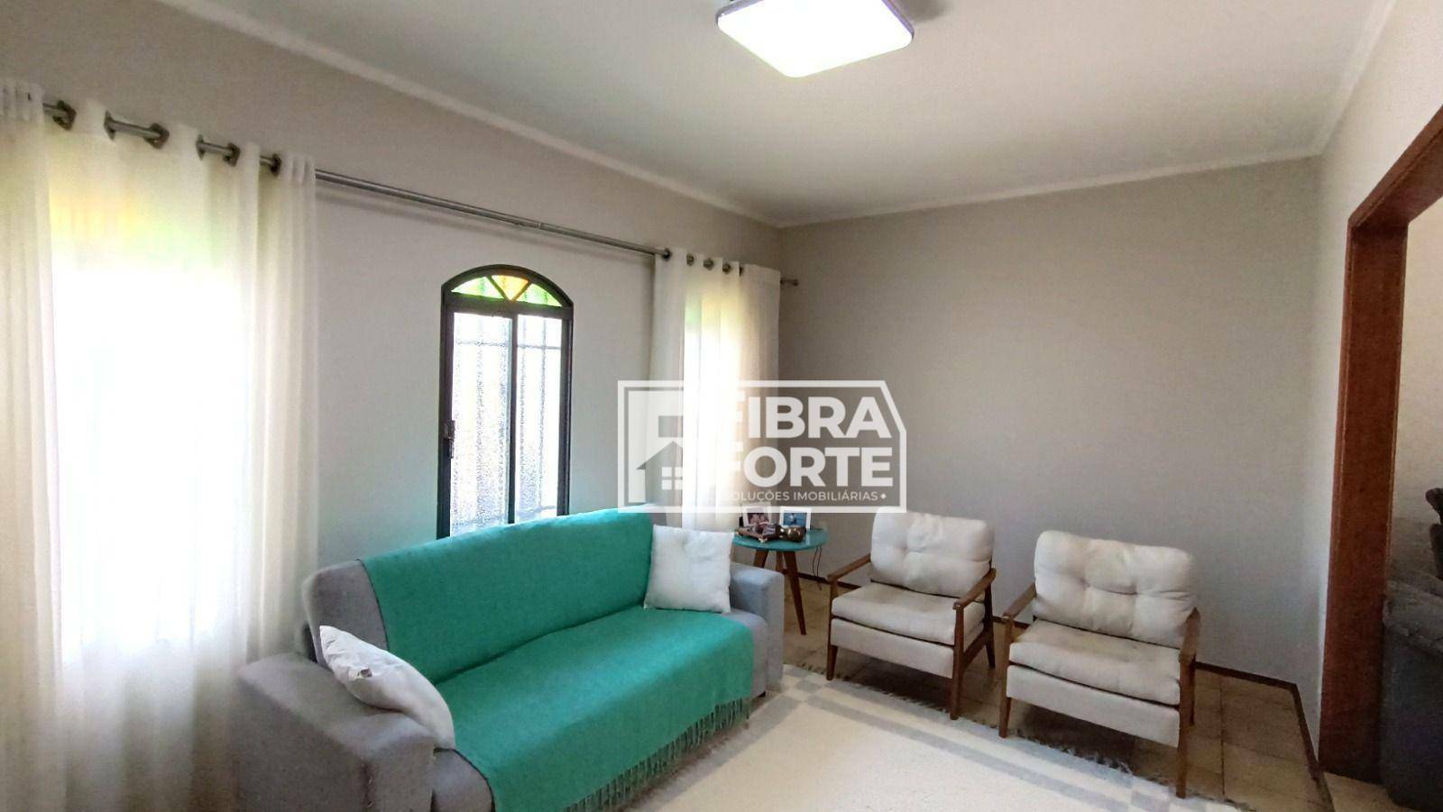 Casa à venda com 3 quartos, 220m² - Foto 11