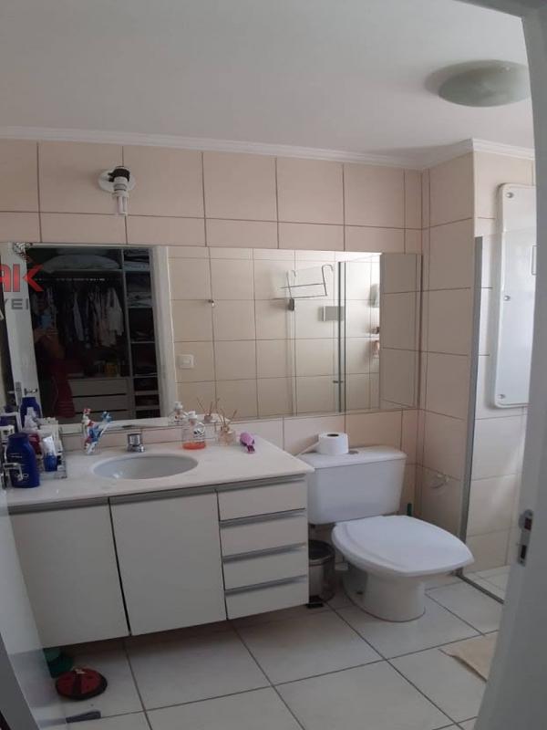 Apartamento à venda com 2 quartos, 75m² - Foto 13