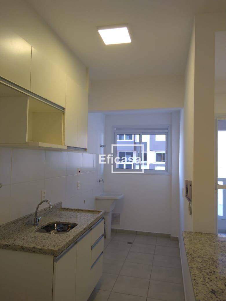 Apartamento à venda com 2 quartos, 75m² - Foto 1