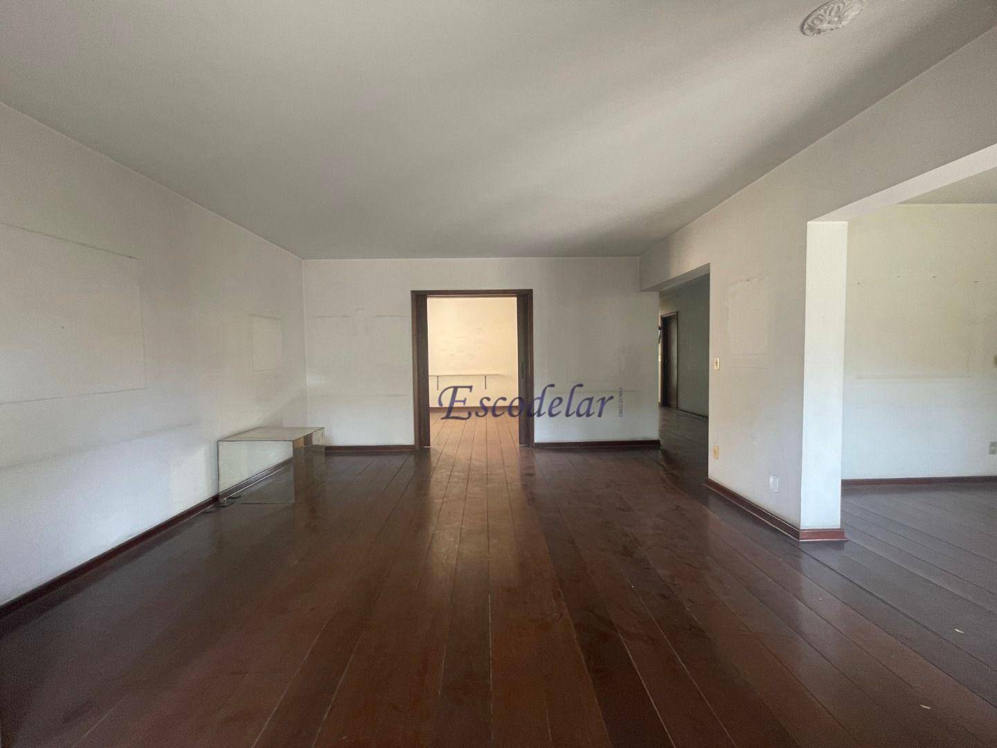 Casa à venda com 4 quartos, 348m² - Foto 15