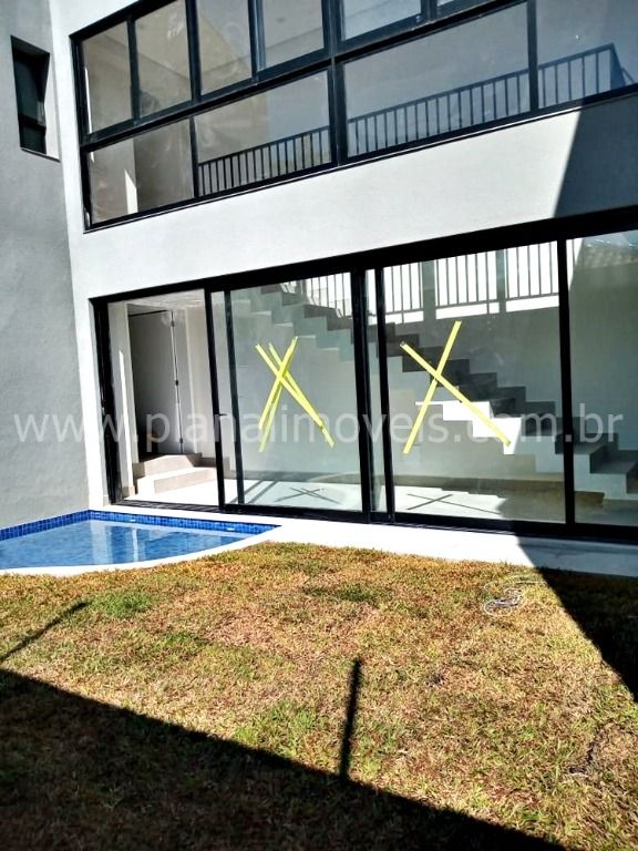 Sobrado à venda com 4 quartos, 190m² - Foto 1