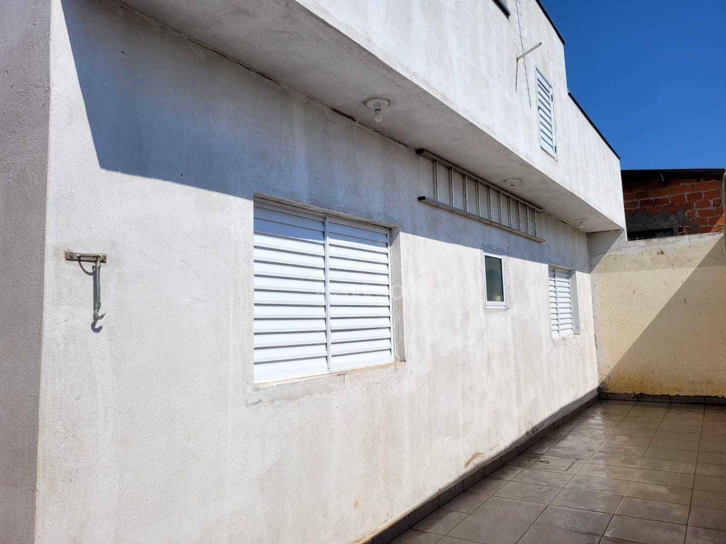 Casa à venda com 3 quartos, 72m² - Foto 12