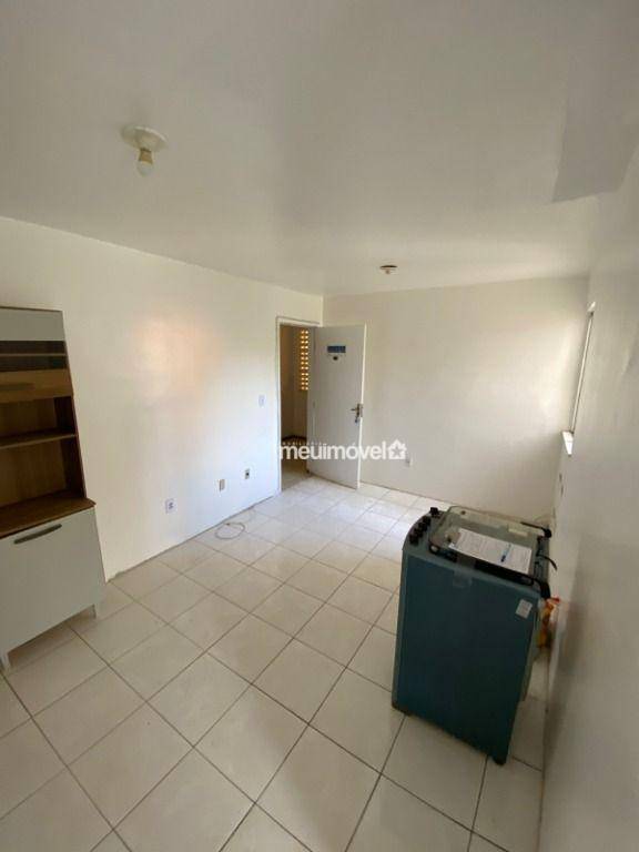 Apartamento à venda com 2 quartos, 44m² - Foto 3