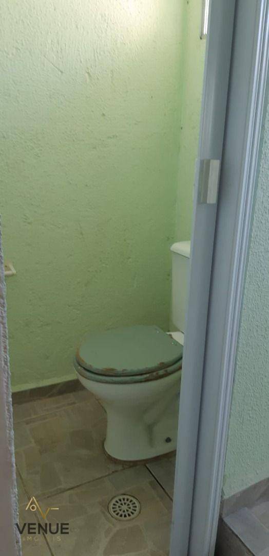 Sobrado à venda com 3 quartos, 240m² - Foto 8