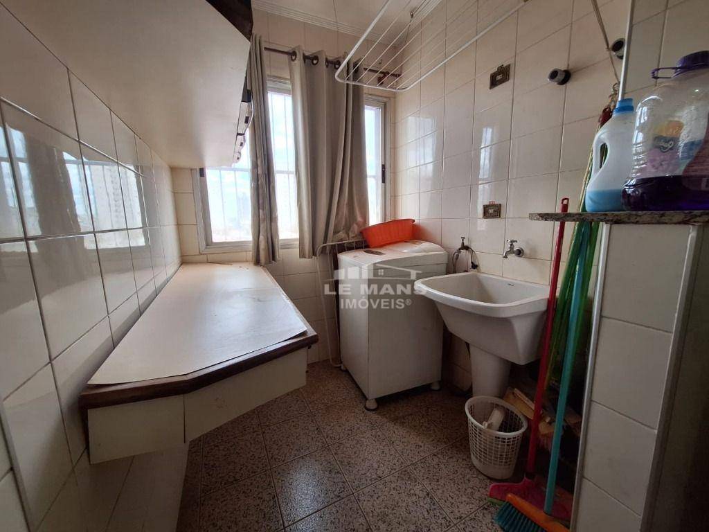 Apartamento à venda com 2 quartos, 68m² - Foto 5