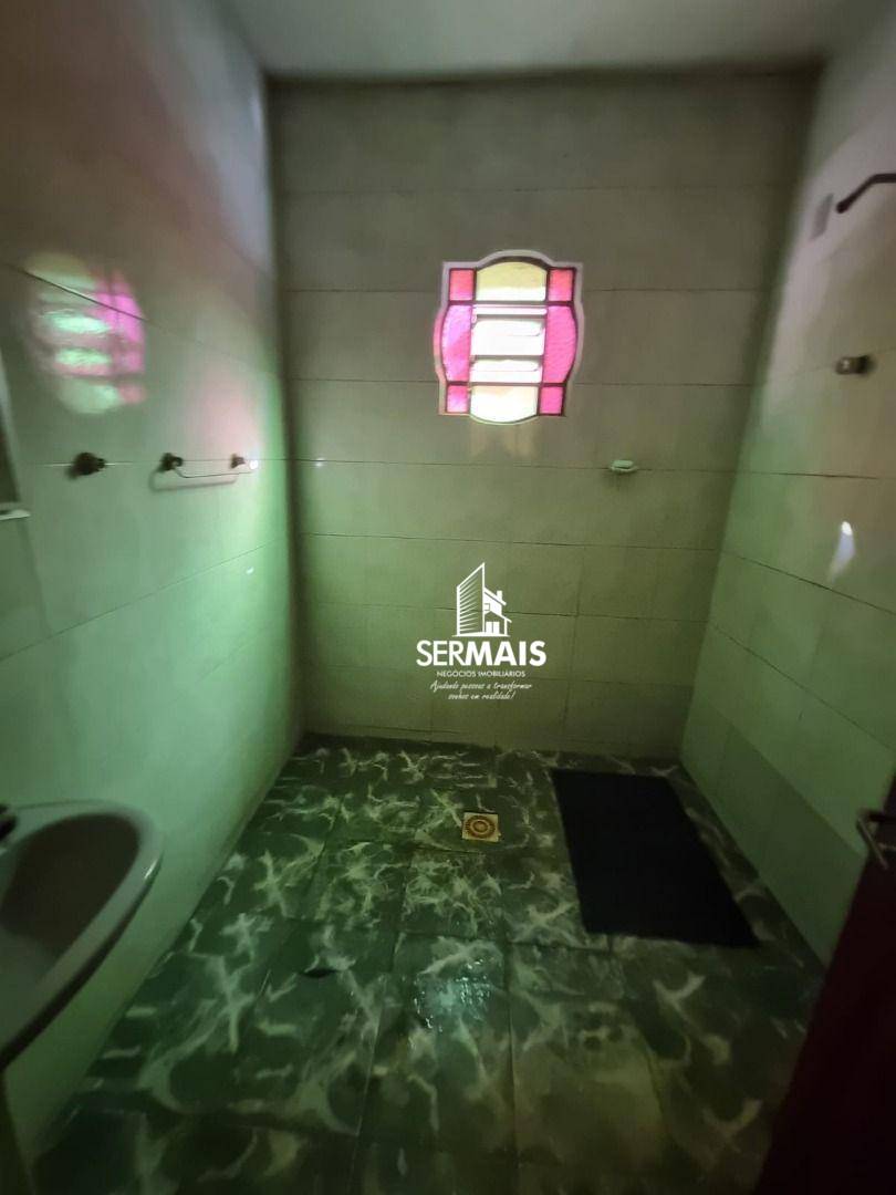Casa à venda com 2 quartos, 200m² - Foto 12
